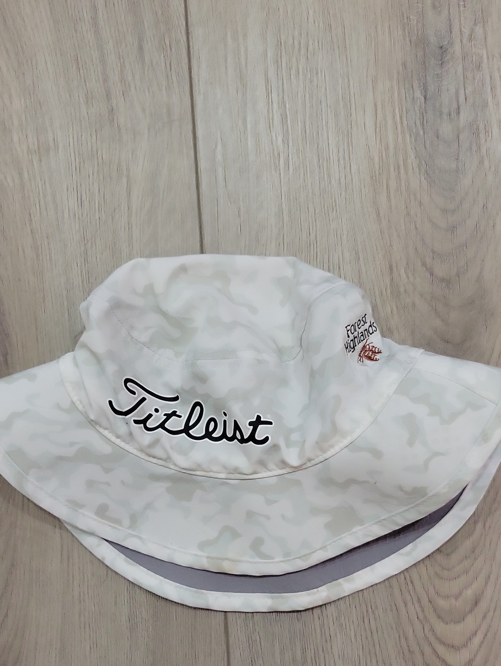 Titleist White Camo Bucket Hat with Forest Highlands Golf Logo